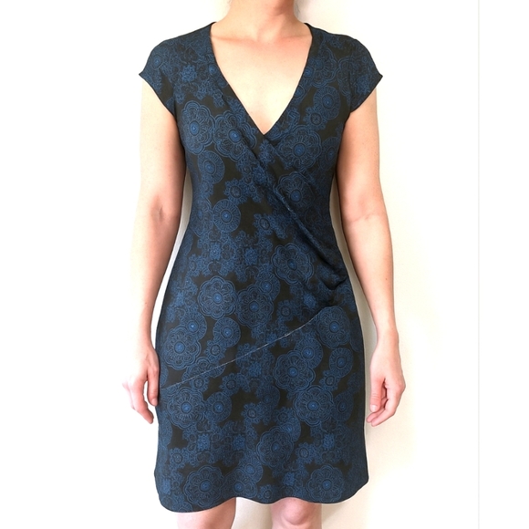 Athleta Women's Nectar Side Pleated Faux Wrap Activewear Dress Stretch Size S - Picture 1 of 16